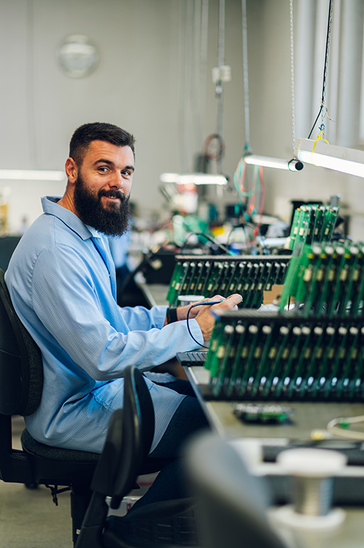 GETT Asia team while mounting products